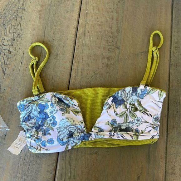 Anthropologie Maaji Reversible Bikini Top Blue White Flower Plunge Wire V Medium - Picture 1 of 7